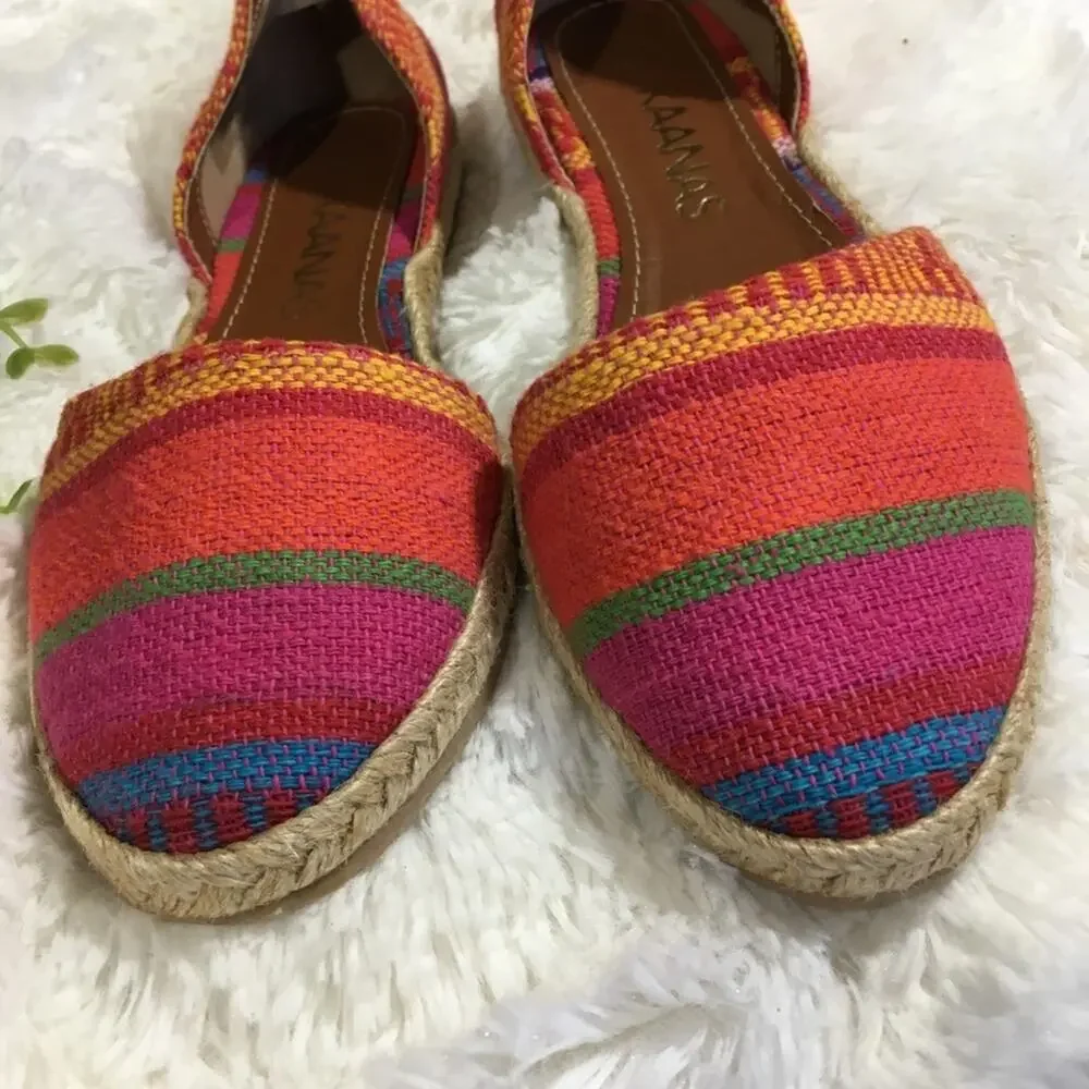 Kaanas brand new